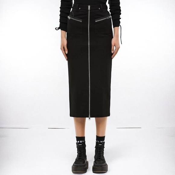 Diesel Dresses & Skirts - 🌻NEW w/tags Diesel Black Full-Zip Midi Skirt in Milano Knit SIze 24/XS